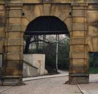 Praha - Vyšehrad - Průhled Leopoldovou branou